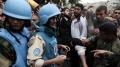 Сирийские повстанцы показыают ранения наблюдателям ООН | Джозеф Ид/AFP/GettyImages Сирийские повстанцы показыают ранения наблюдателям ООН | Джозеф Ид/AFP/GettyImag