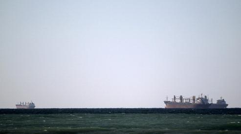 Иран угрожает перекрыть доступ к нефти