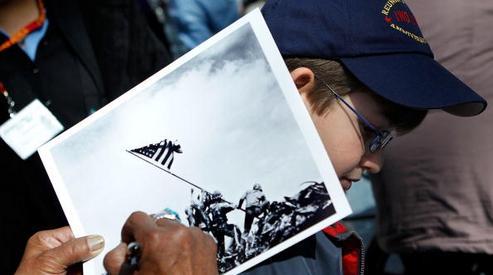 США и Япония отмечают годовщину битвы за Иводзиму