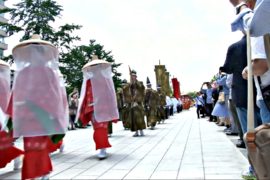 В Токио празднуют древний фестиваль Санно