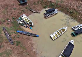 Крупнейшее озеро Таиланда обмелело из-за засухи