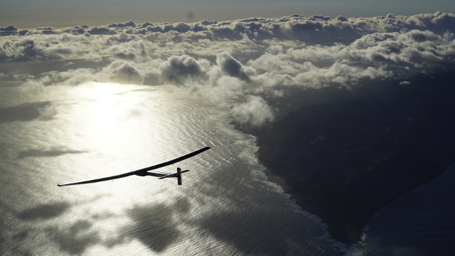 Solar Impulse 2 пролетел над Атлантикой за три дня