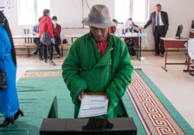 На выборах в Монголии побеждает оппозиция