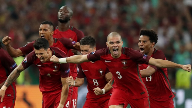 Португалия выходит в полуфинал