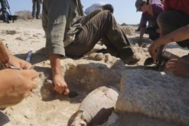Раненых британских солдат приобщают к археологии