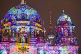 Осенний фестиваль света начался в Берлине