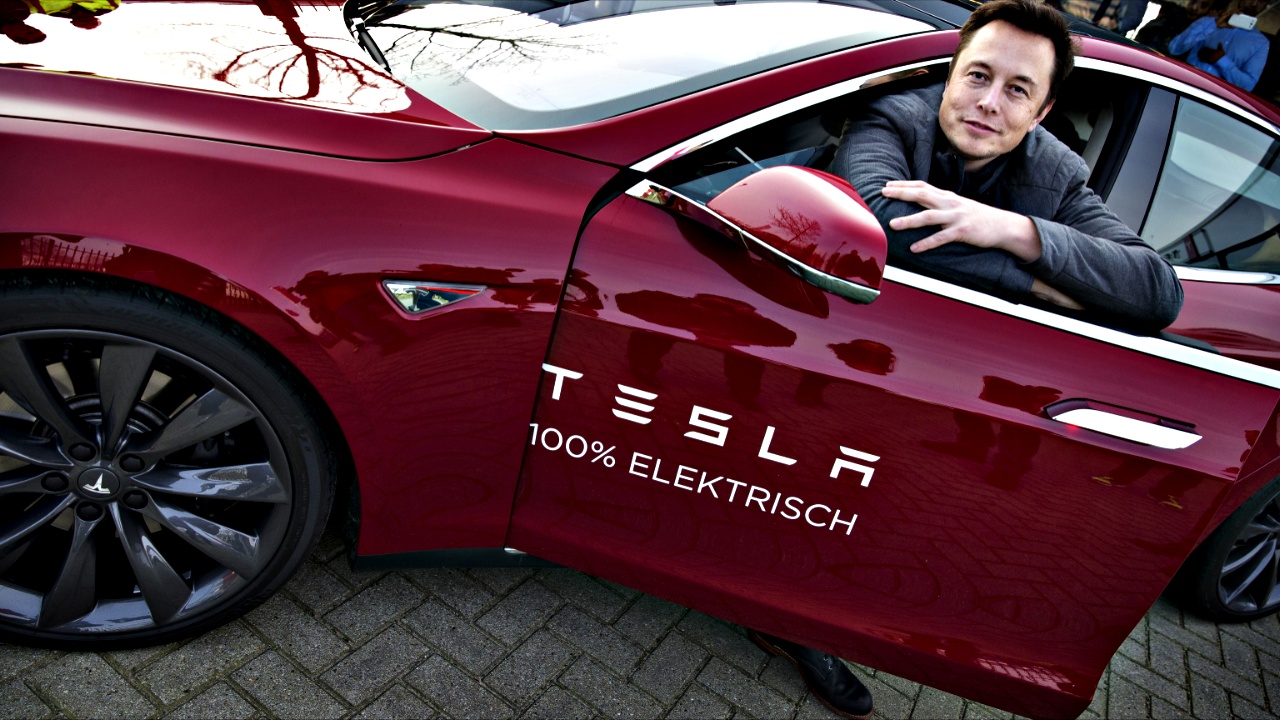 Электромобили Tesla станут полностью самоуправляемыми