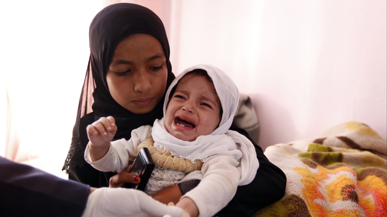 ВОЗ объявила о 1400 случаях подозрений на холеру в Йемене