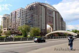 Замедление роста цен на квартиры в Москве очевидно. С чем это связано?