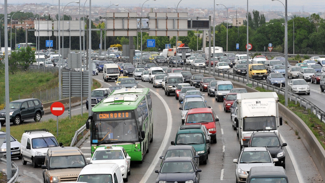 Мадрид ограничивает движение транспорта из-за грязного воздуха