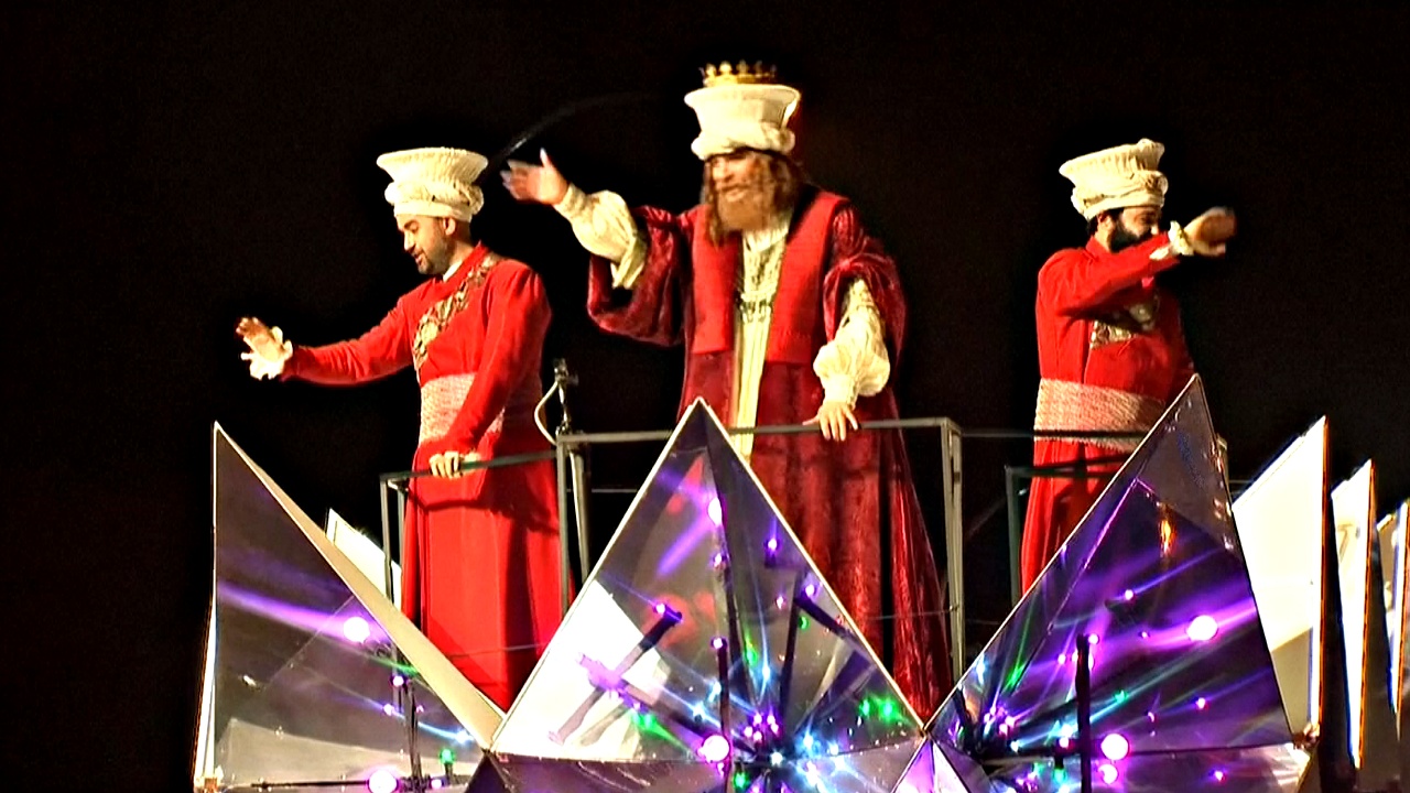 День трёх королей отпраздновали в Мадриде парадом