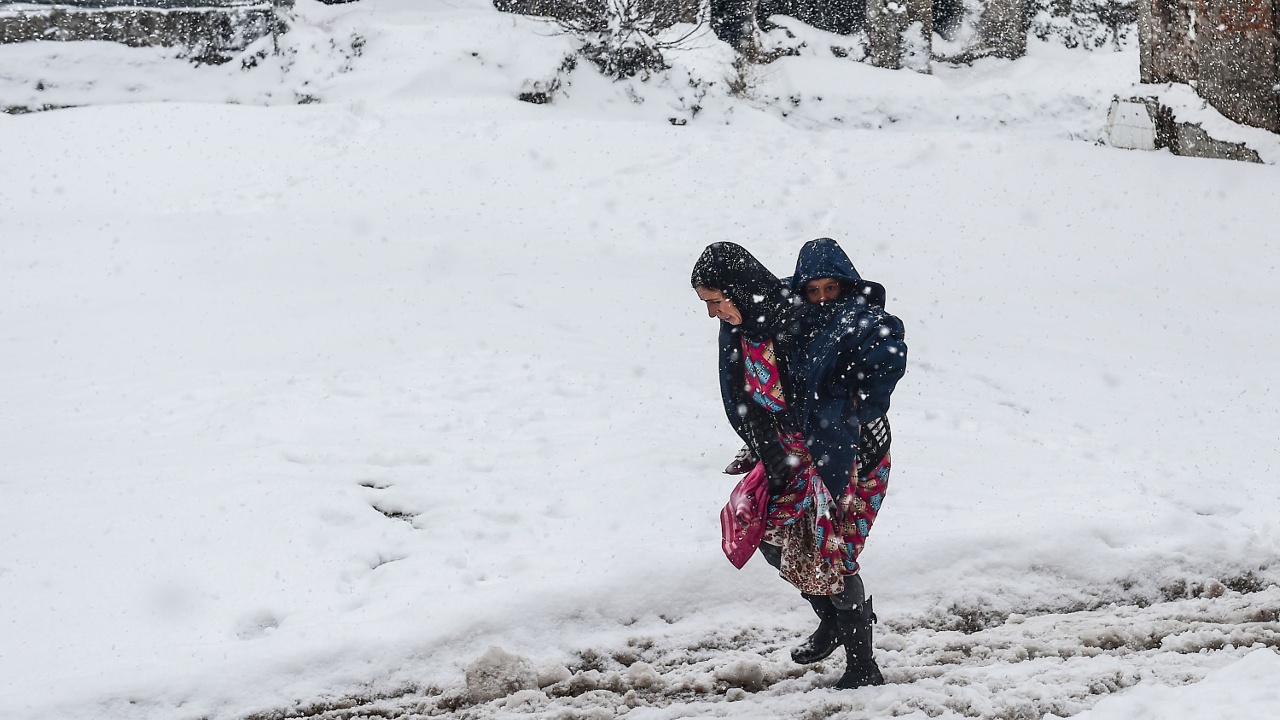 Не менее 25 человек погибли в Европе из-за морозов