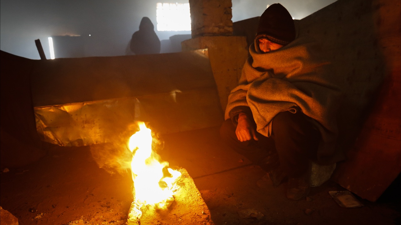 Мигранты страдают от сильных холодов в Сербии