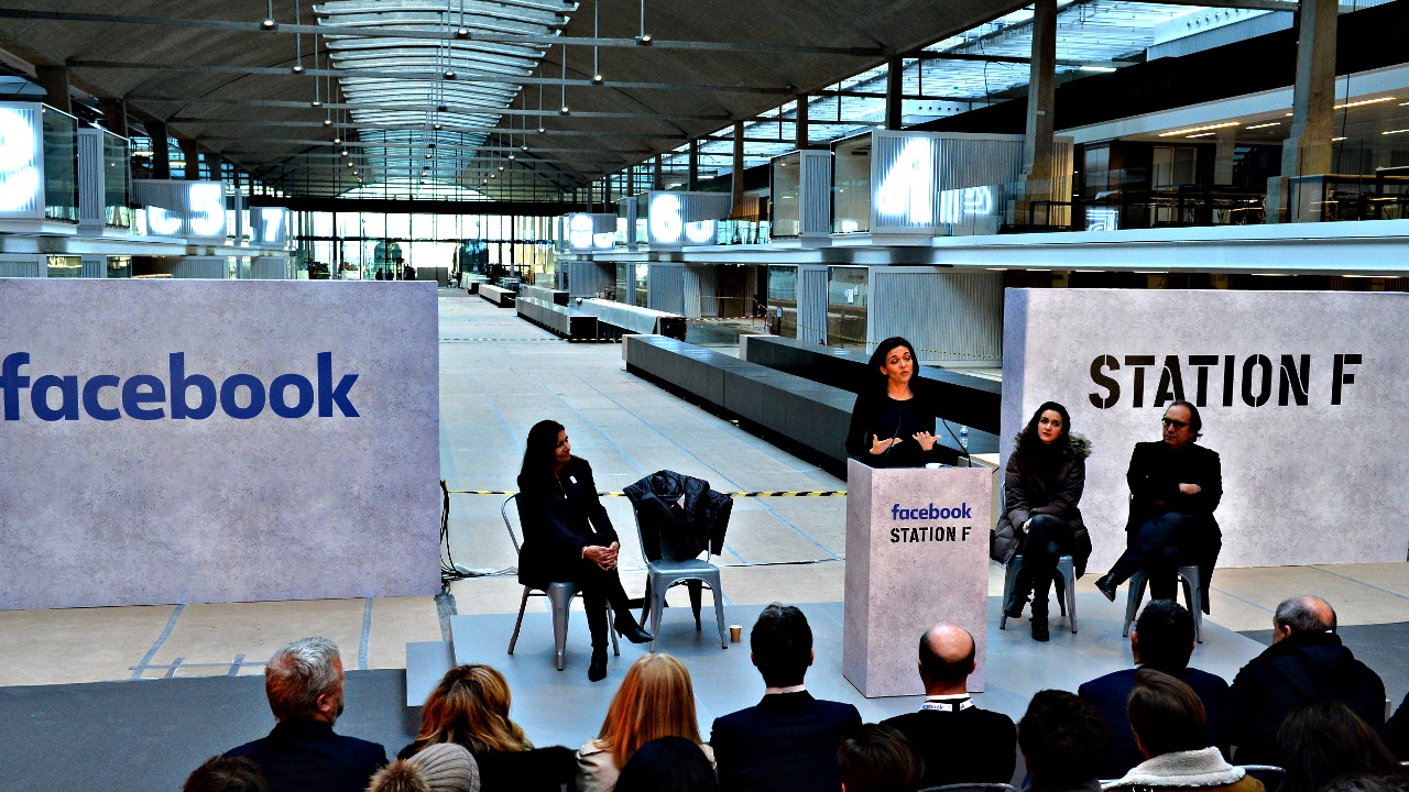 Facebook откроет центр помощи стартапам в Париже