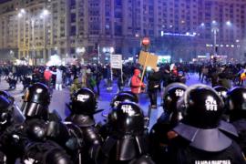 Масштабнейшие протесты в Бухаресте: участвуют 150 тысяч человек