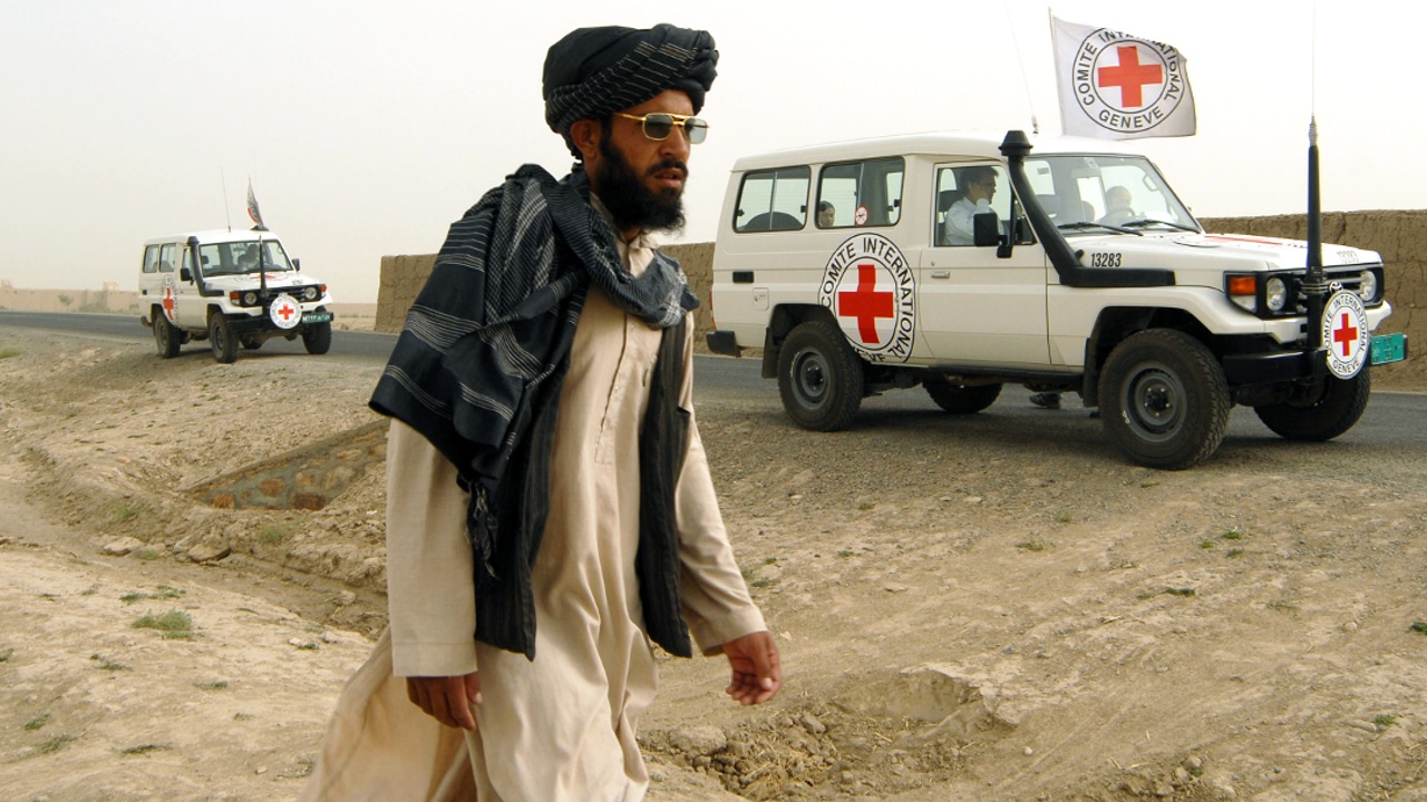 Красный Крест приостанавливает работу в Афганистане