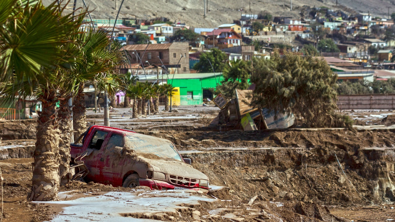 Наводнение в Чили: трое погибших, миллионы остались без воды