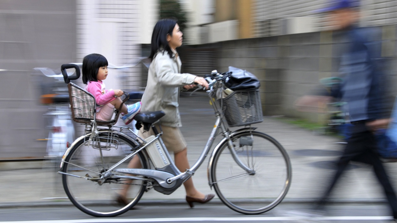 Японские родители-одиночки всё чаще нуждаются в финансовой помощи