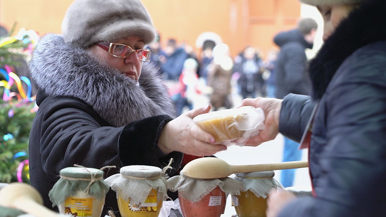 Колбаса и сыр бьют рекорды по объёму суррогата в России