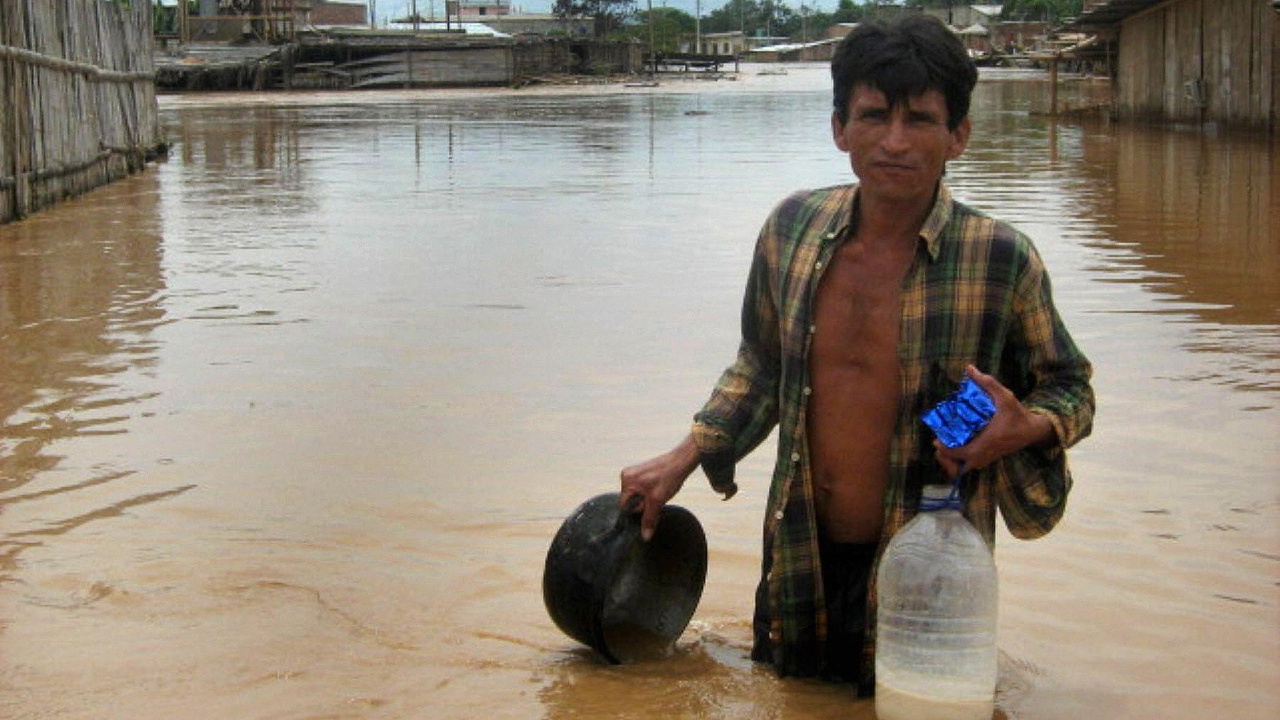 550 тысяч перуанцев эвакуировались из-за непрекращающихся наводнений