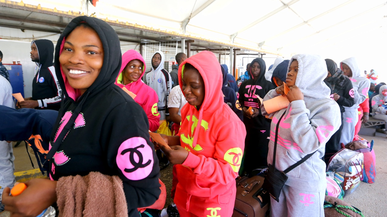 Ливия отправила обратно в Нигерию ещё 162 мигранта
