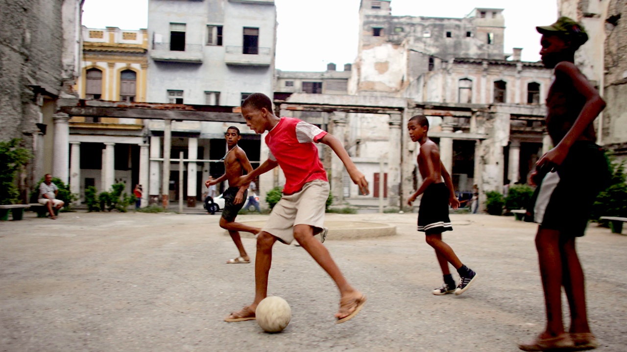 Футбол помогает воспитывать кубинскую молодёжь
