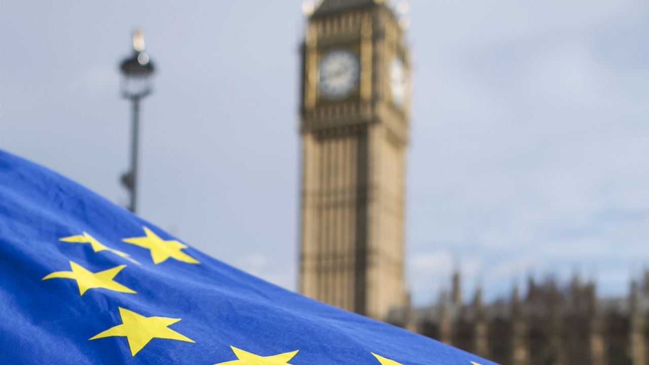 Британия и ЕС согласуют, как будут считать долг Лондона
