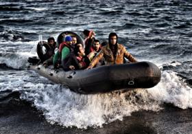 ЕС призывает Китай не снабжать мигрантов лодками