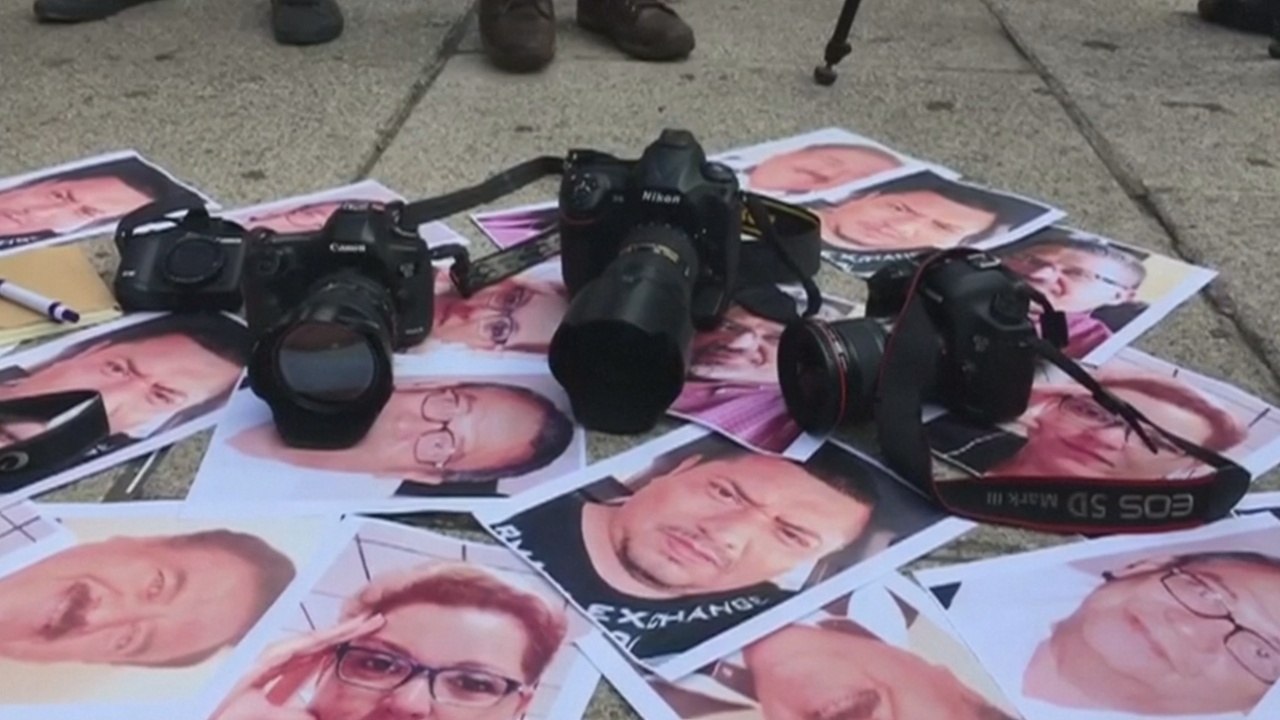 Мексиканские журналисты требуют защитить их от наркоторговцев