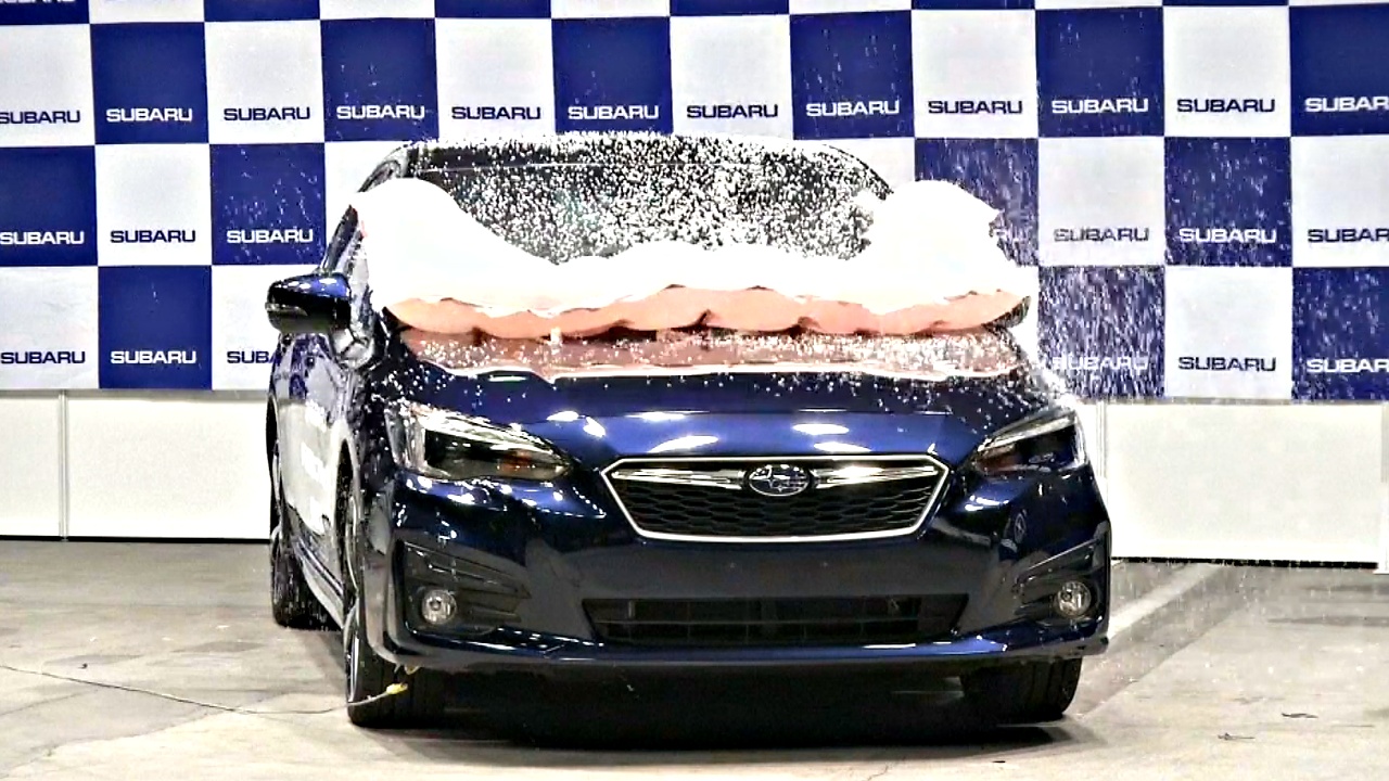 Subaru оснастила кроссовер XV подушкой безопасности для пешеходов