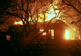Пожары в ЮАР: 4 погибших, 10 тысяч эвакуированных