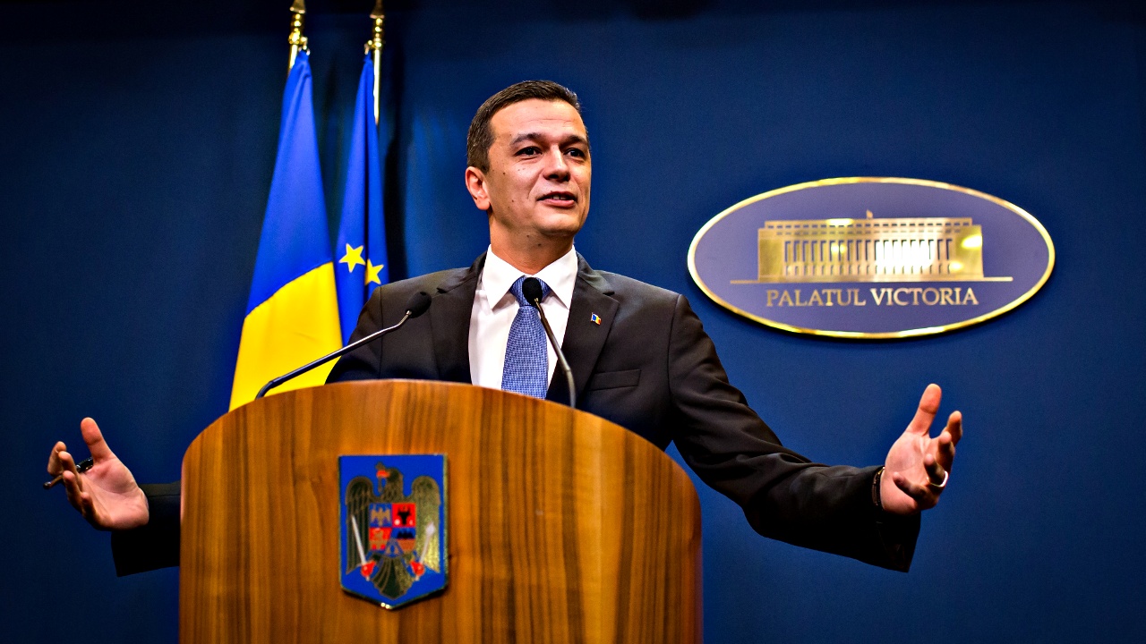 Премьер-министр Румынии отказывается покидать пост