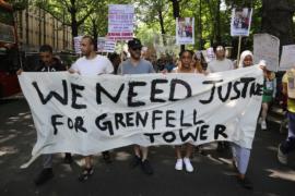 Жители сгоревшей Grenfell Tower в Лондоне требуют правосудия