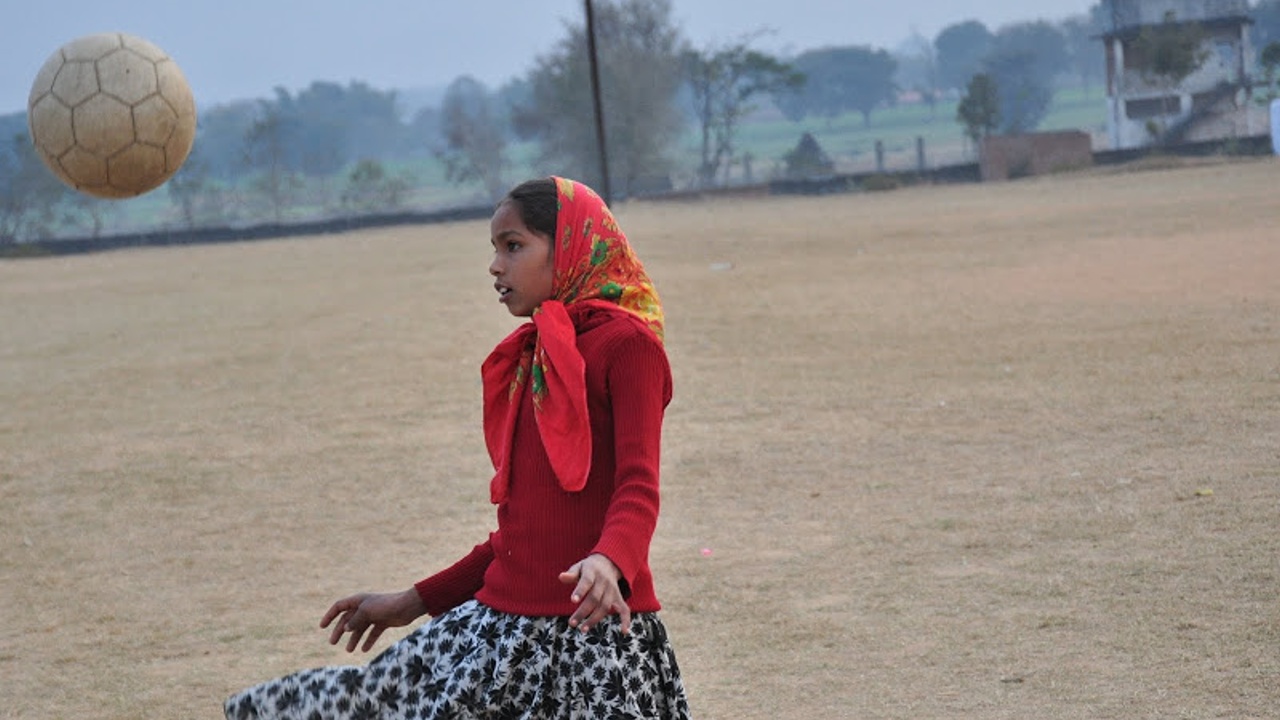 Футбол помогает индийским девочкам обрести уверенность в себе
