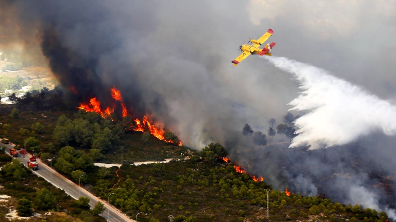 Лесные пожары в Испании: более 1500 человек эвакуированы