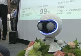 Робот-сомелье и анализатор эмоций — на выставке искусственного интеллекта