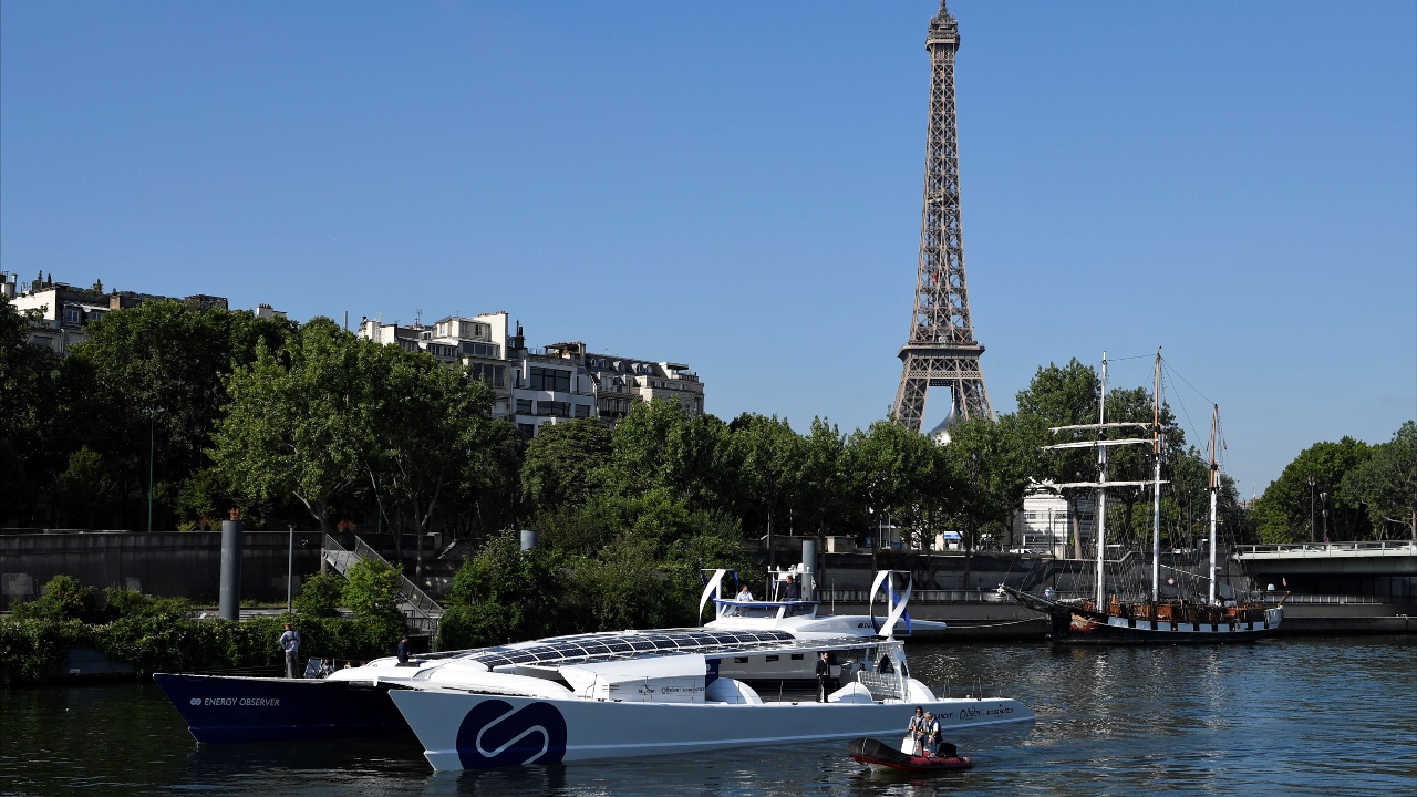 Первое в мире судно на водороде отправляется в кругосветку из Франции