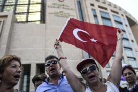 Еврокомиссия: «Турция отдаляется от европейских ценностей»