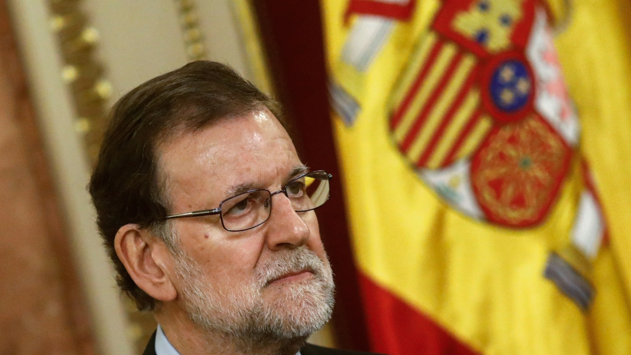 Действующий премьер Испании предстал перед судом в качестве свидетеля