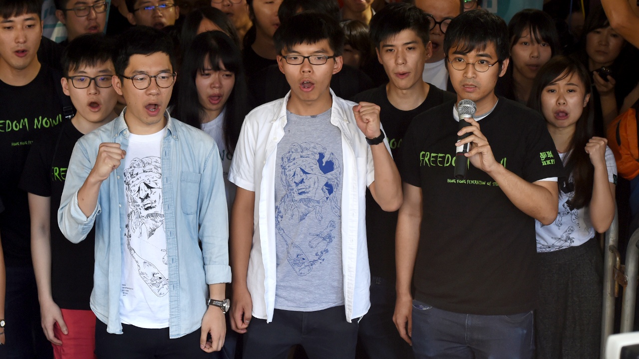 Гонконг: многотысячный протест против ареста продемократических активистов
