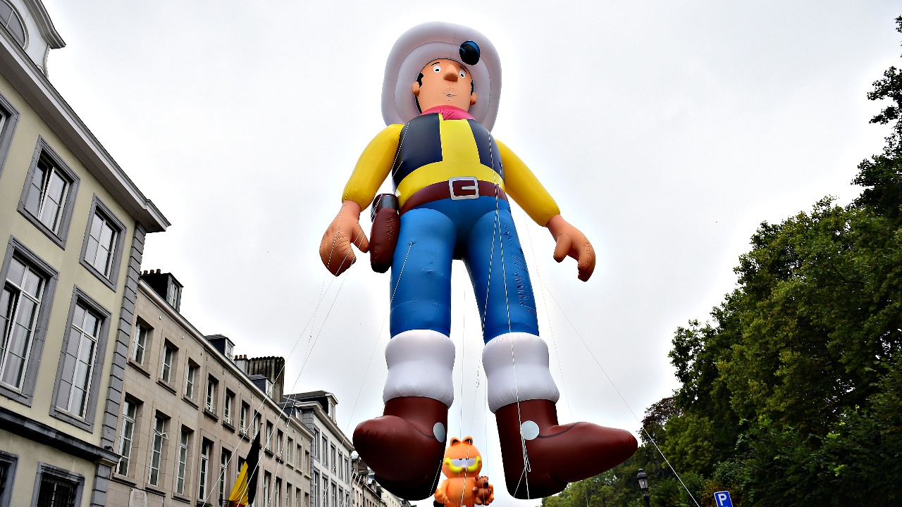 Парад воздушных шаров в виде героев комиксов прошёл в Брюсселе