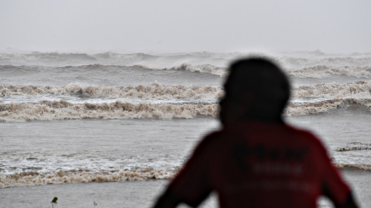 Тайфун «Доксури» оставил вьетнамцев без крыши над головой
