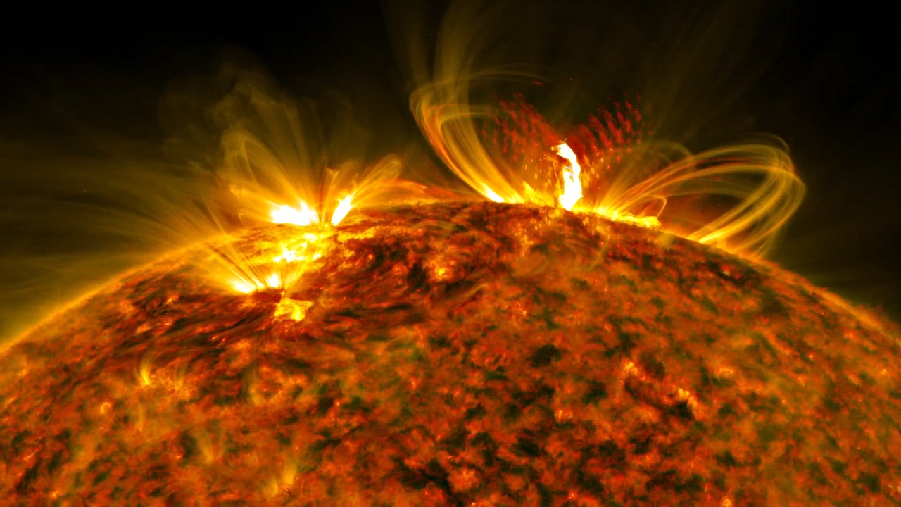 Серия вспышек на Солнце: учёные изучают последствия