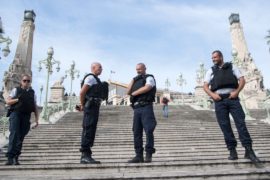Из Швейцарии депортируют родственников тунисца, убившего в Марселе двух женщин