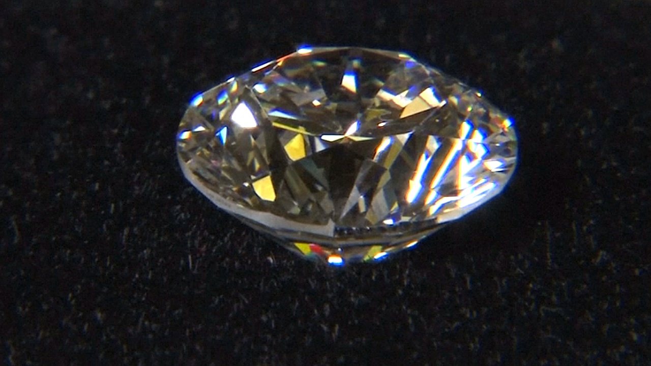 Лабораторные бриллианты занимают всё большую долю рынка