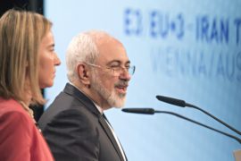 ЕС обещает сохранить ядерное соглашение с Ираном