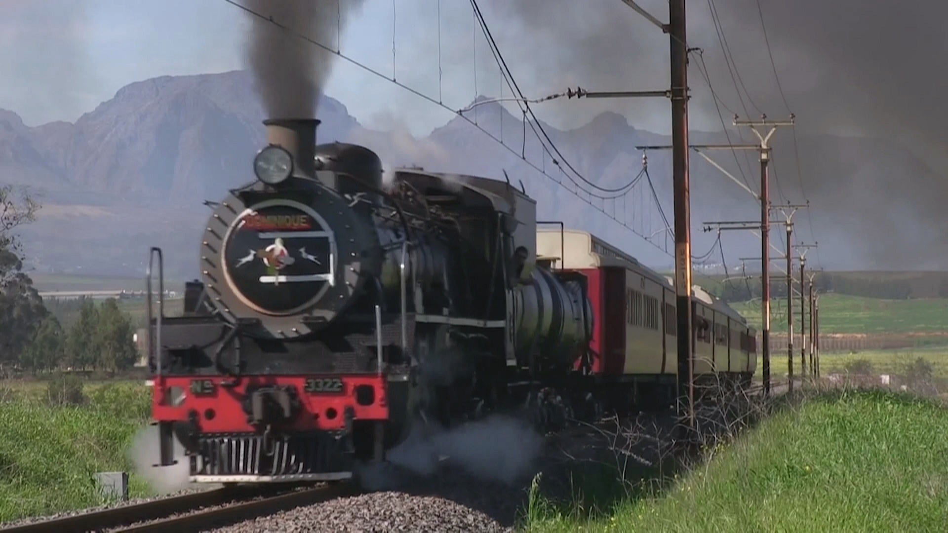 В ЮАР снова в моде поезда с паровозом