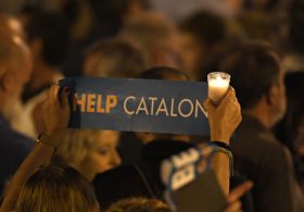 Мадрид собирается лишить Каталонию самоуправления