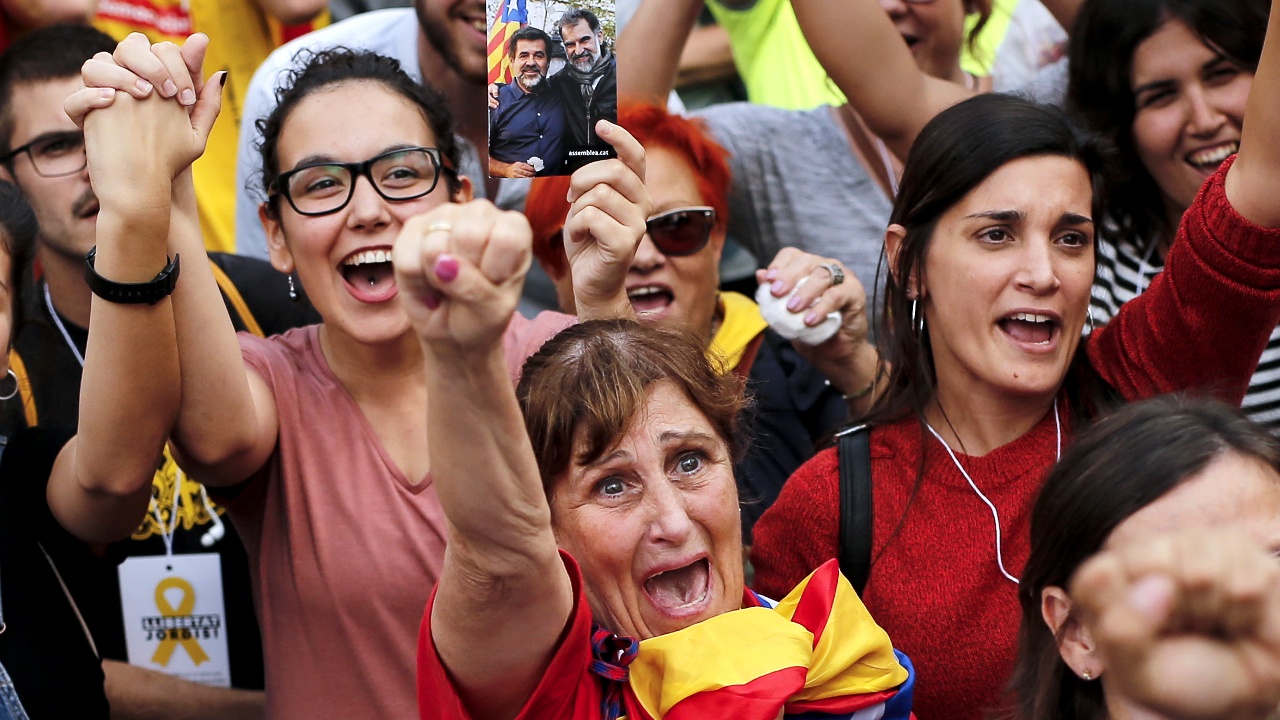 Каталония объявила о независимости от Испании
