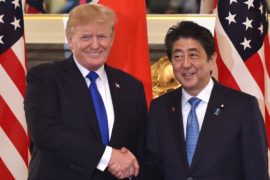 Дональд Трамп прибыл с визитом в Японию